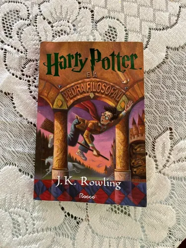 Livro Harry Potter e a Pedra Filosofal