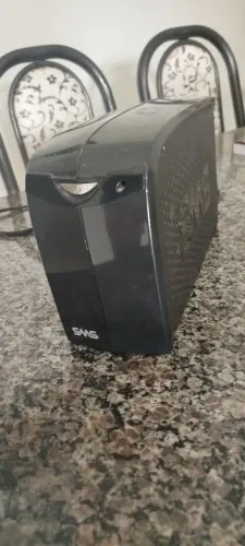 Nobreak SMS 600 VA Entrada Bivolt. Saída 115v AC.