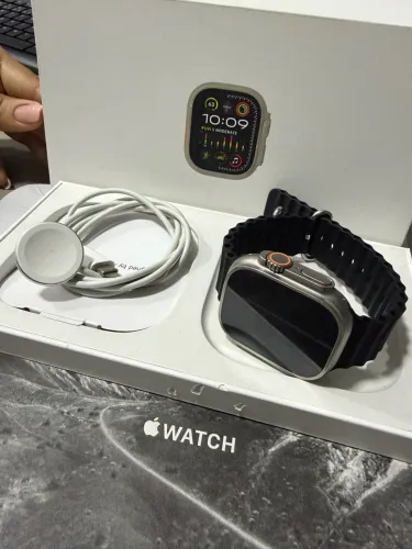 Garantia Apple até JAN 27 - Apple Watch Ultra 2, GPS + Cellular, 49 mm, titânio