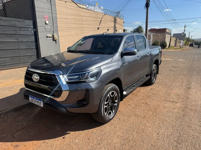 Toyota Hilux CD SRX 4X4 2.8 TDI 16V Diesel Aut. 2022
