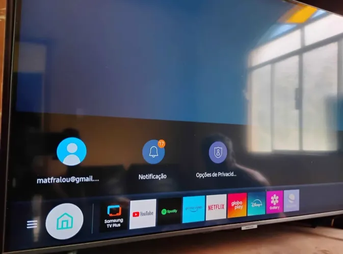 Tv Samsung 43 Crystal 4K c/Xbox e Alexa