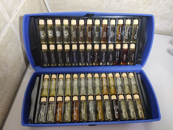 Kit de Perfumes e Fragrâncias Hinode.