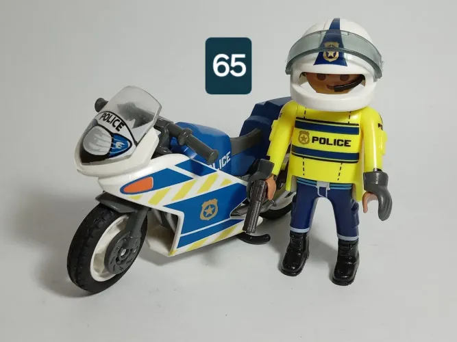 Playmobil Policial com moto.