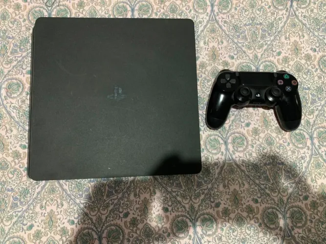 Vendo PS4 zero sem nenhum detalhe