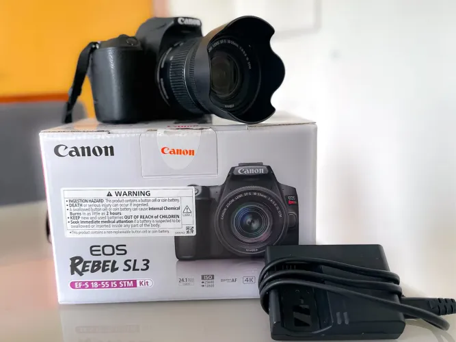 Câmera cânon SL3