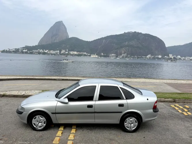 Chevrolet Vectra GL 2.2 / 2.0 MPFI 1998