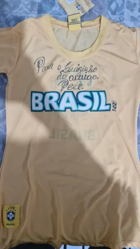 CAMISA AUTOGRAFADA POR PELÉ, PREÇO A NEGOCIAR