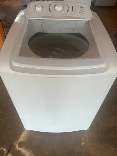 Vendo máquina de 12kg Electrolux