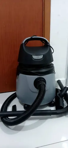 Aspirador de Pó Electrolux Smart 1400W