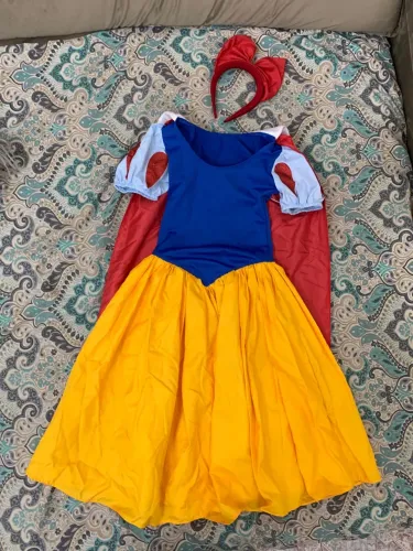 Fantasia Branca de Neve Longa com Capa e Tiara