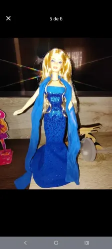 Barbie vestido azul