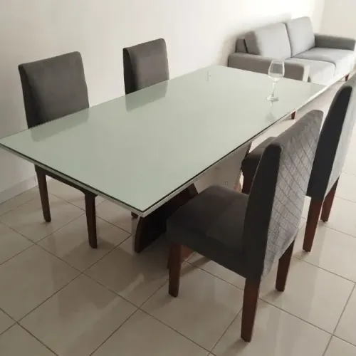 Mesa sala de jantar moderna e grande muito barato