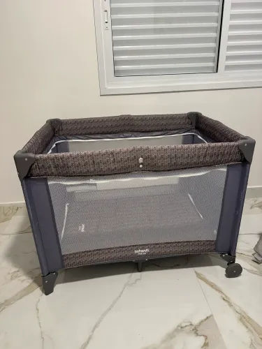 Berço chiqueirinho infantil portátil hello super conservado