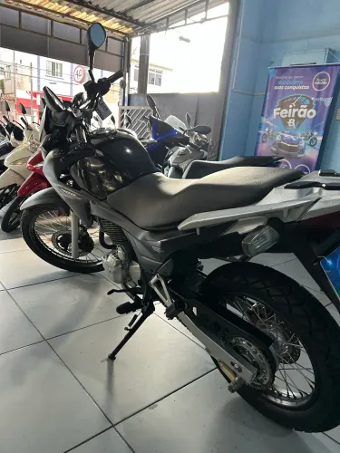 Falcon i