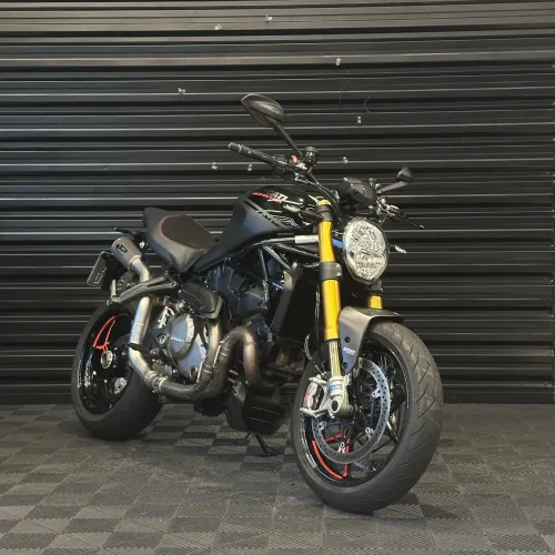 MONSTER / 1200 S PRETA 2020/2020