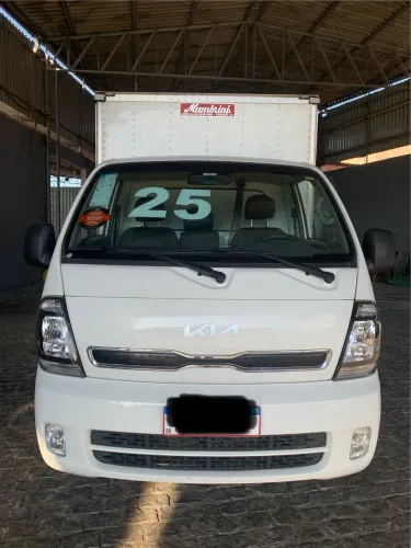 Caminhonete Kia Bongo UK2500 4WD Baú 2025