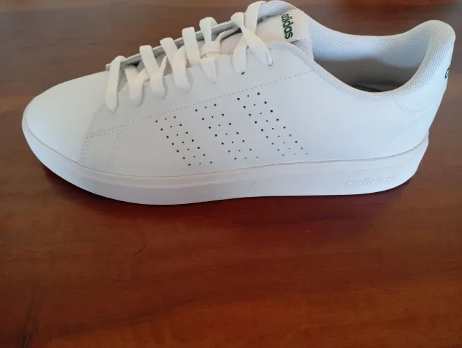Tênis Perfeito ADIDAS 