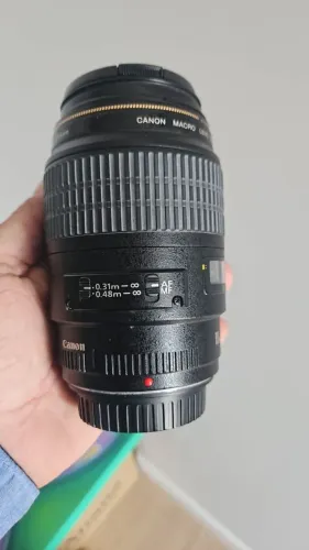 Lente Canon 100mm F2.8 USM Macro