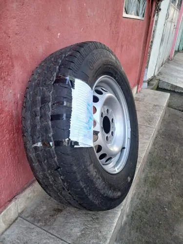 Pneu completo com roda aro 16/225