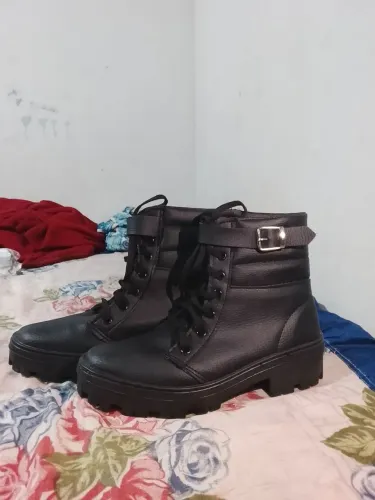 Botas