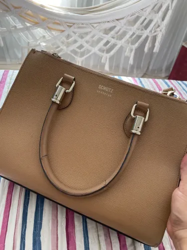 Bolsa Schutz