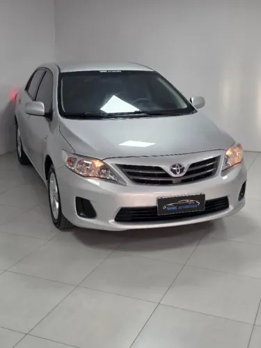 Toyota Corolla GLI 1.8 Flex 16V Aut. 2012