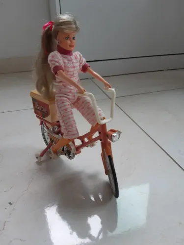 Barbie Ciclista anos 80