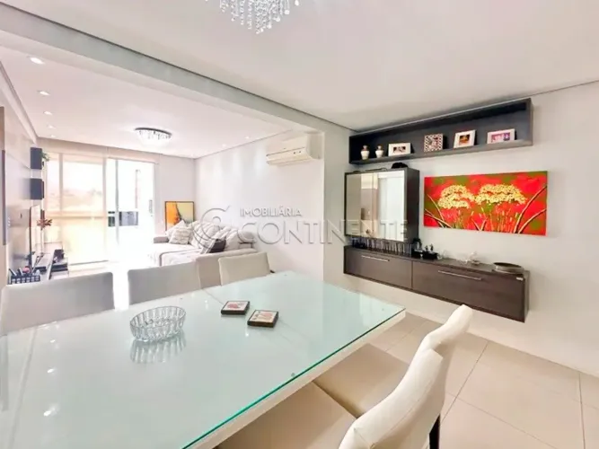 APARTAMENTO À VENDA NO ESTREITO - 03 DORMITÓRIOS C/ SUÍTE - 02 GARAGENS - HOBBY-BOX