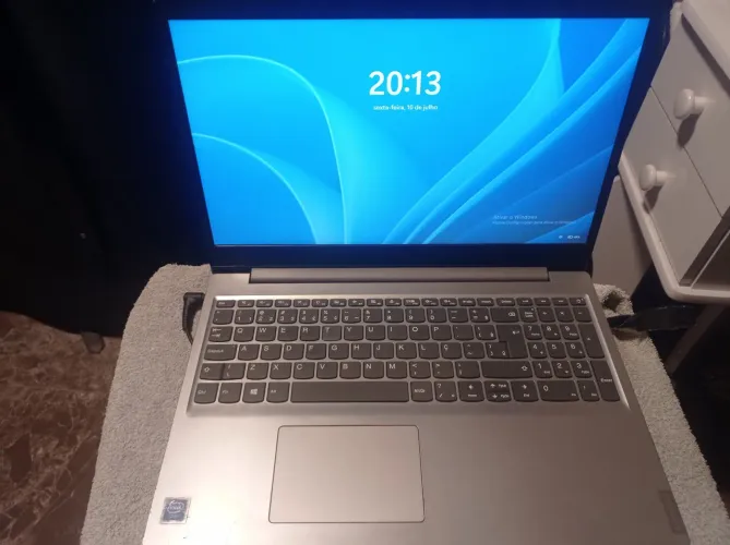 Notebook Usado, modelo Lenovo IdeaPad S145-15IGM, atualizado para 8 GB de RAM e SSD de 240