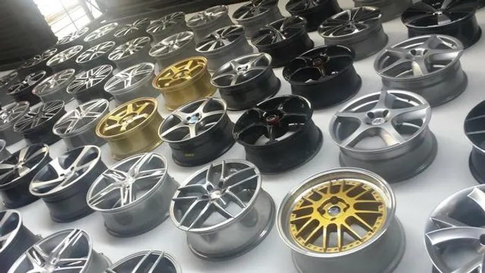 Roda aro 17 Krmai esportiva diamantada Novas vários modelos Volkswagen Fox 5x100 jogo novo