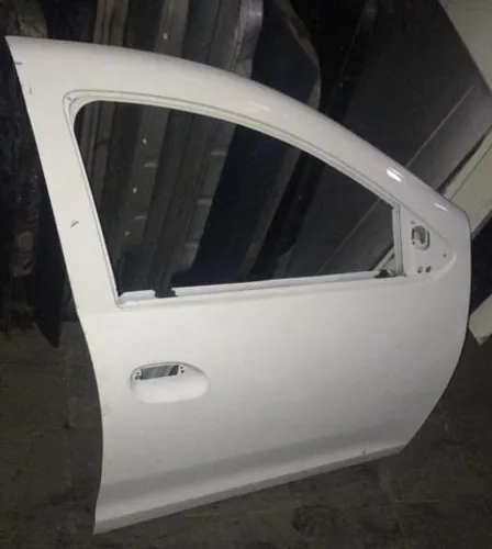 Logan porta dianteira lado direito 2014