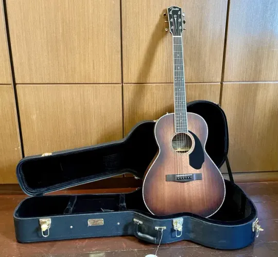 Fender Paramount Parlor - Mogno Sólido