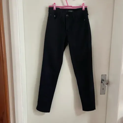 Calça jeans preta lelis blanc