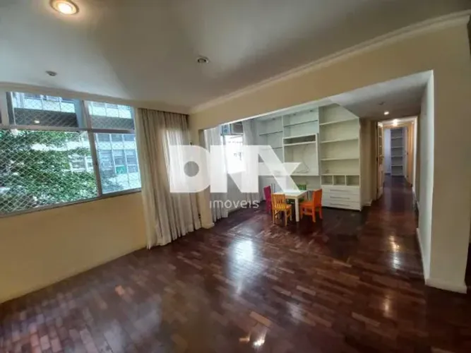 Apartamento - Padrão / Residencial / Lagoa