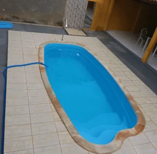 Ana: Piscina Media de 5,8 x 2,68 a 1,35 am