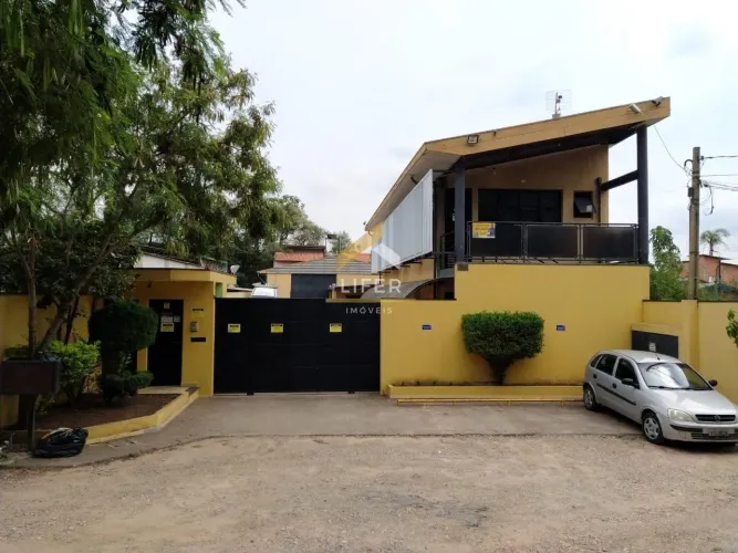 barracão - Poste - Jundiaí