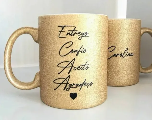 Caneca glitter personalizada