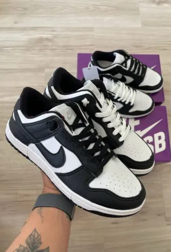 Tênis Nike SB Dunk Low
