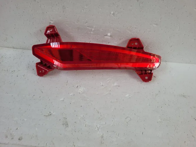 Refletor direito hb20 hatch 20 21 22