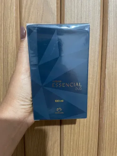 Perfume essencial oud masculino ou feminino 100ml Natura