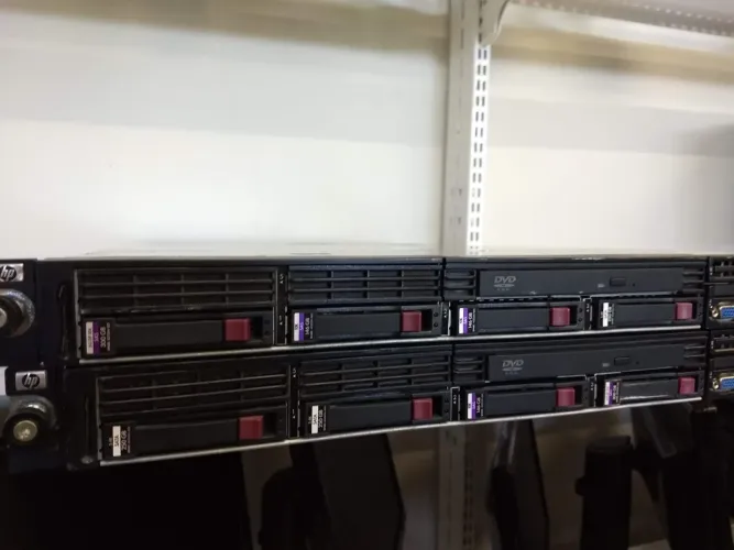 Servidor Hp Proliant DL360 G7 1 Xeon Quad 16Gb 04 HD's 320Gb Sata 