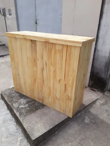 Balcão de madeira para bar ou cozinha