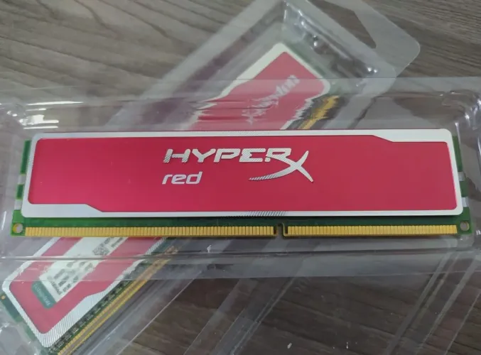 Memória RAM HyperX Red 4GB DDR3