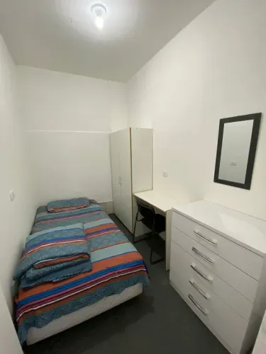 Imperdível Quarto Individual Mobiliado Tatuapé B03