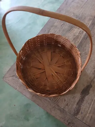 Cesto de palha 