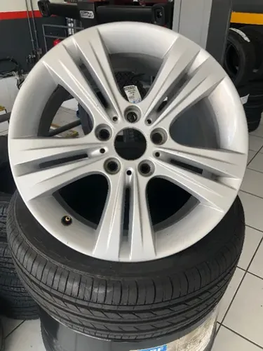 Roda Original Aro 17 Bmw Serie 3 (6 796 239) Usada