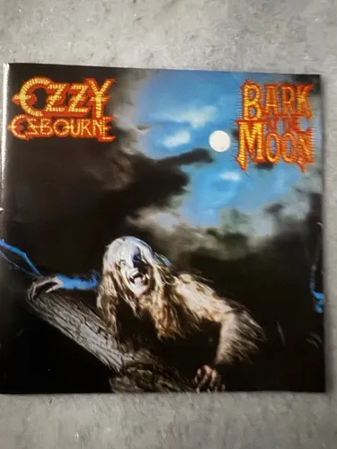 OZZY OSBOURNE - BARK AT THE MOON