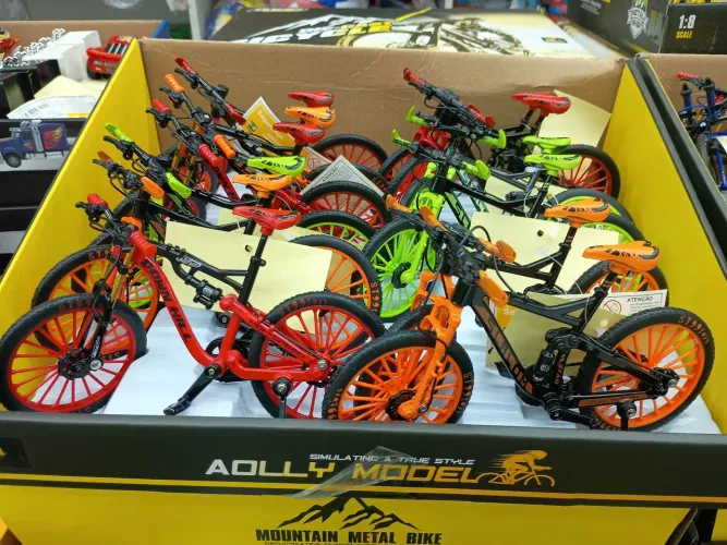 Miniaturas de Bicicletas de Montanha - Escala 1:8