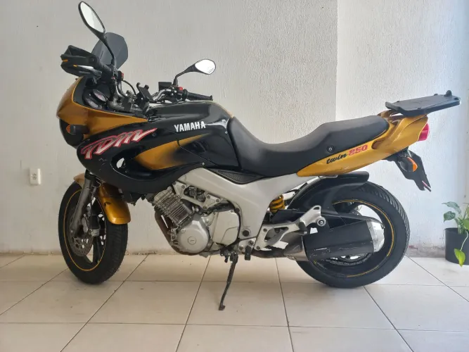 Yamaha TDM 850 Twin - Impecável
