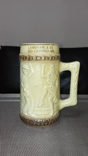 Caneca de Cerâmica Lembrança de São Lourenço - MG